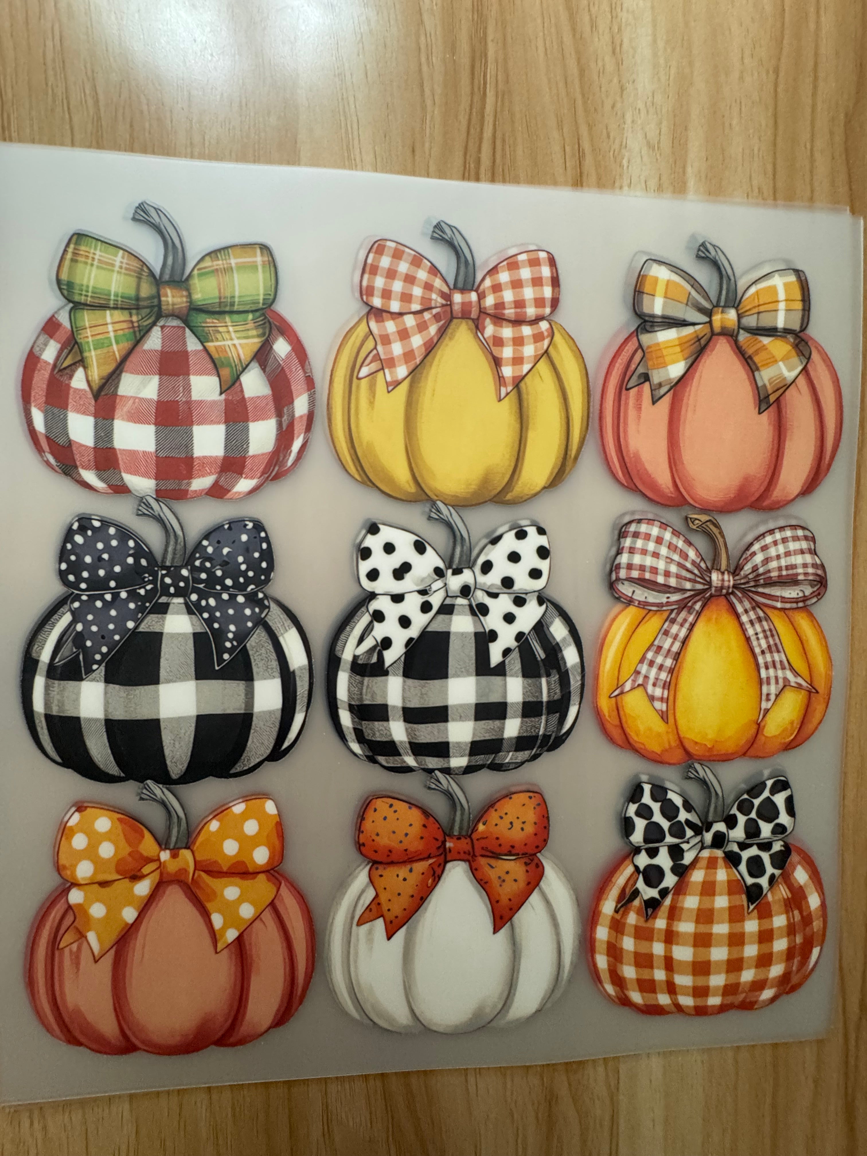 9 PUMPKINS W/ BOWS - B3 - (this is a full color screen print transfer not a DTF.)